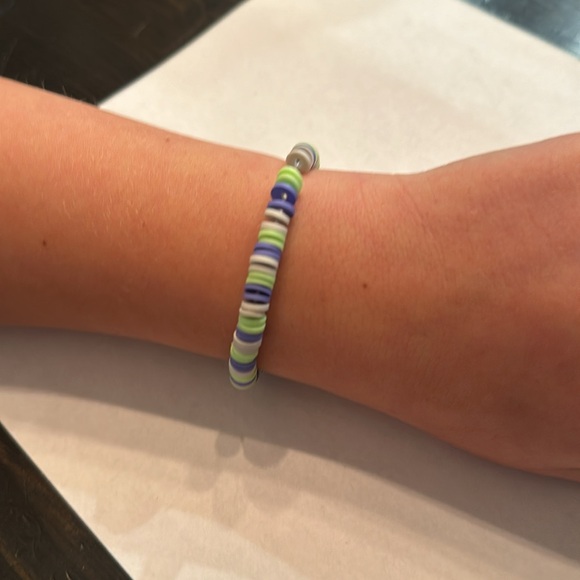 Smaller handmade necklace or bracelet. - Picture 2 of 2